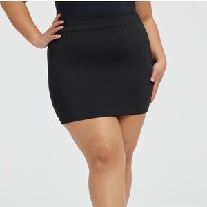NWOT Good American Scuba Miniskirt - Black - size 15